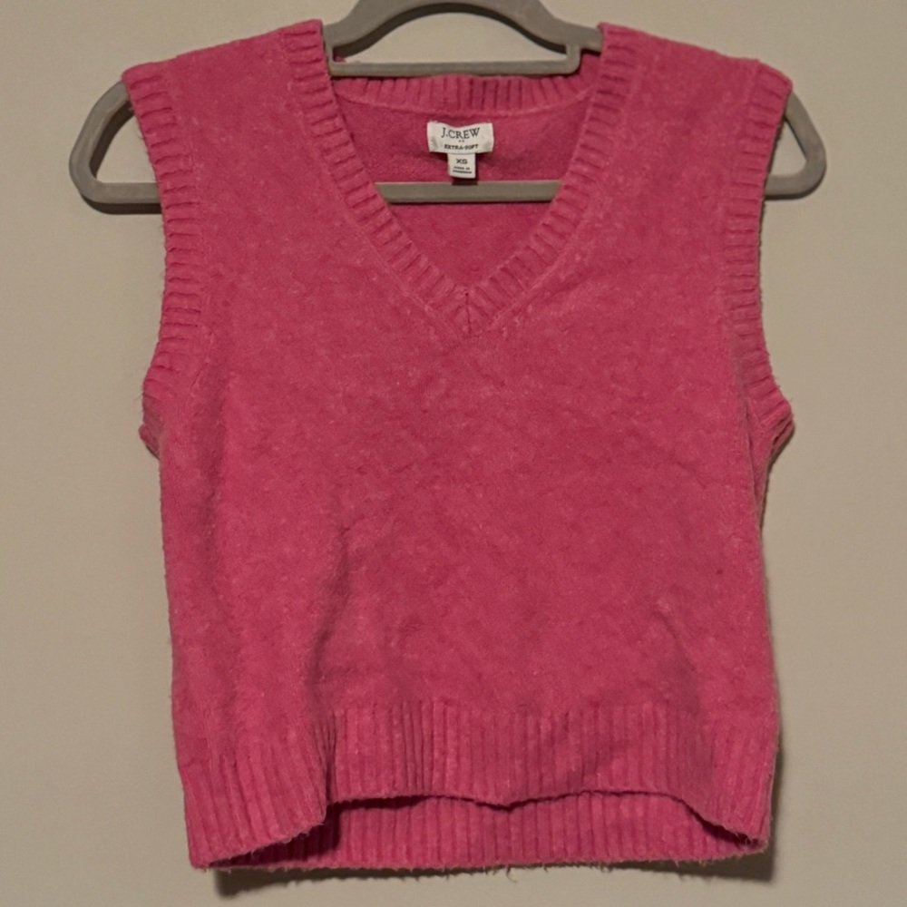 GUC J. Crew Vibrant Pink V-Neck Sweater Vest